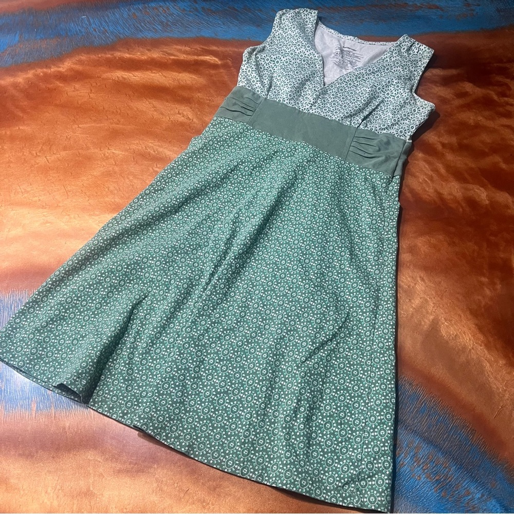 Patagonia Organic Cotton Margot dress XS Multicolored Ruched A-Line Midi
